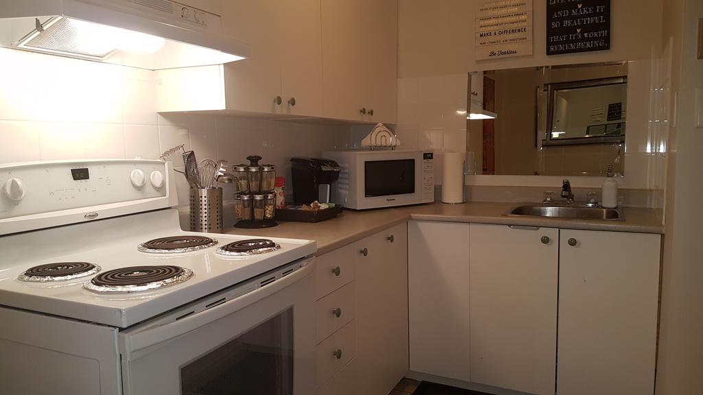Three-Bedroom Apartment Sweet #6 By Amazing Property Rentals جاتينو المظهر الخارجي الصورة