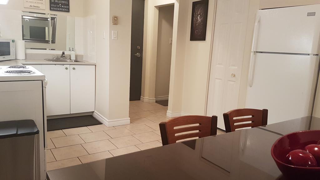 Three-Bedroom Apartment Sweet #6 By Amazing Property Rentals جاتينو المظهر الخارجي الصورة