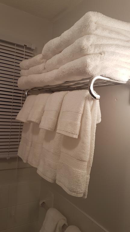 Three-Bedroom Apartment Sweet #6 By Amazing Property Rentals جاتينو المظهر الخارجي الصورة